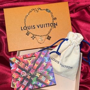 Louis Vuitton Blooming Supple Bracelet